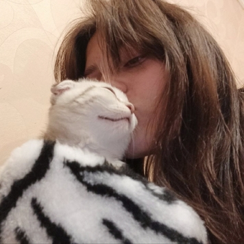 Фотоконкурс 📸 "Моя хвостатая любовь" 🐈💘🐕
Сегодня Юлия...